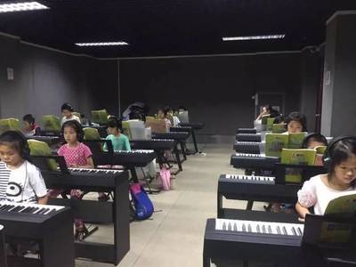 全民艺术普及看这里！2019“百姓学堂”秋季公益艺术培训班招生啦！